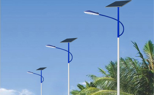 墨玉太阳能路灯防触电安全指南：如何选择与维护