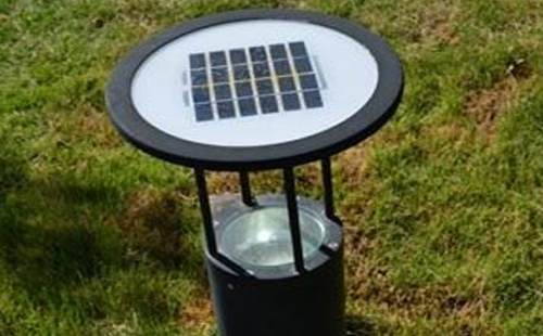 别墅庭院氛围营造:墨玉草坪灯选型与布光技巧 别墅庭院氛围营造:墨玉草坪灯选型与布光技巧